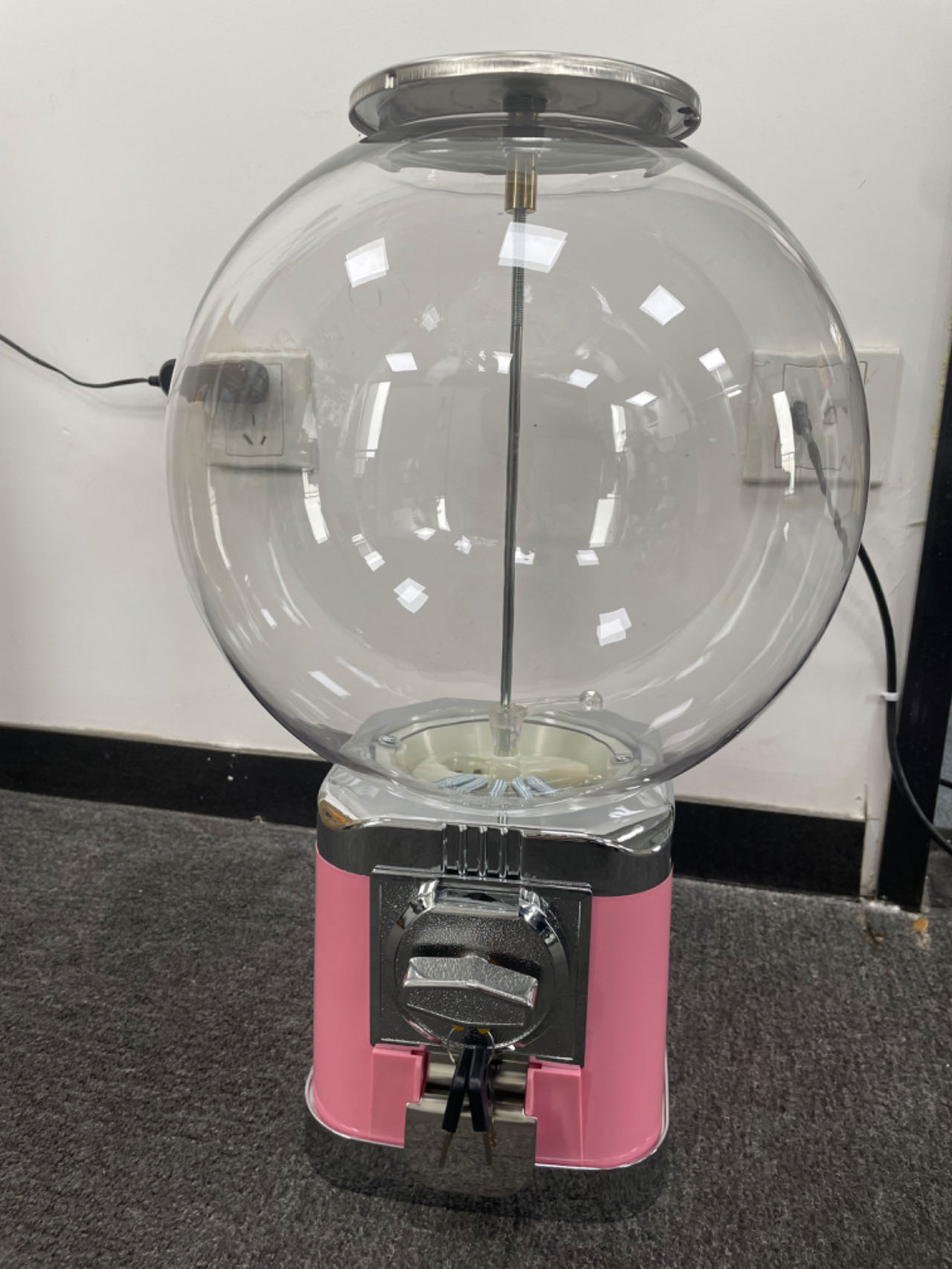 Pink Mechanical 32mm Bouncing  - Candy Vending Machine review and price